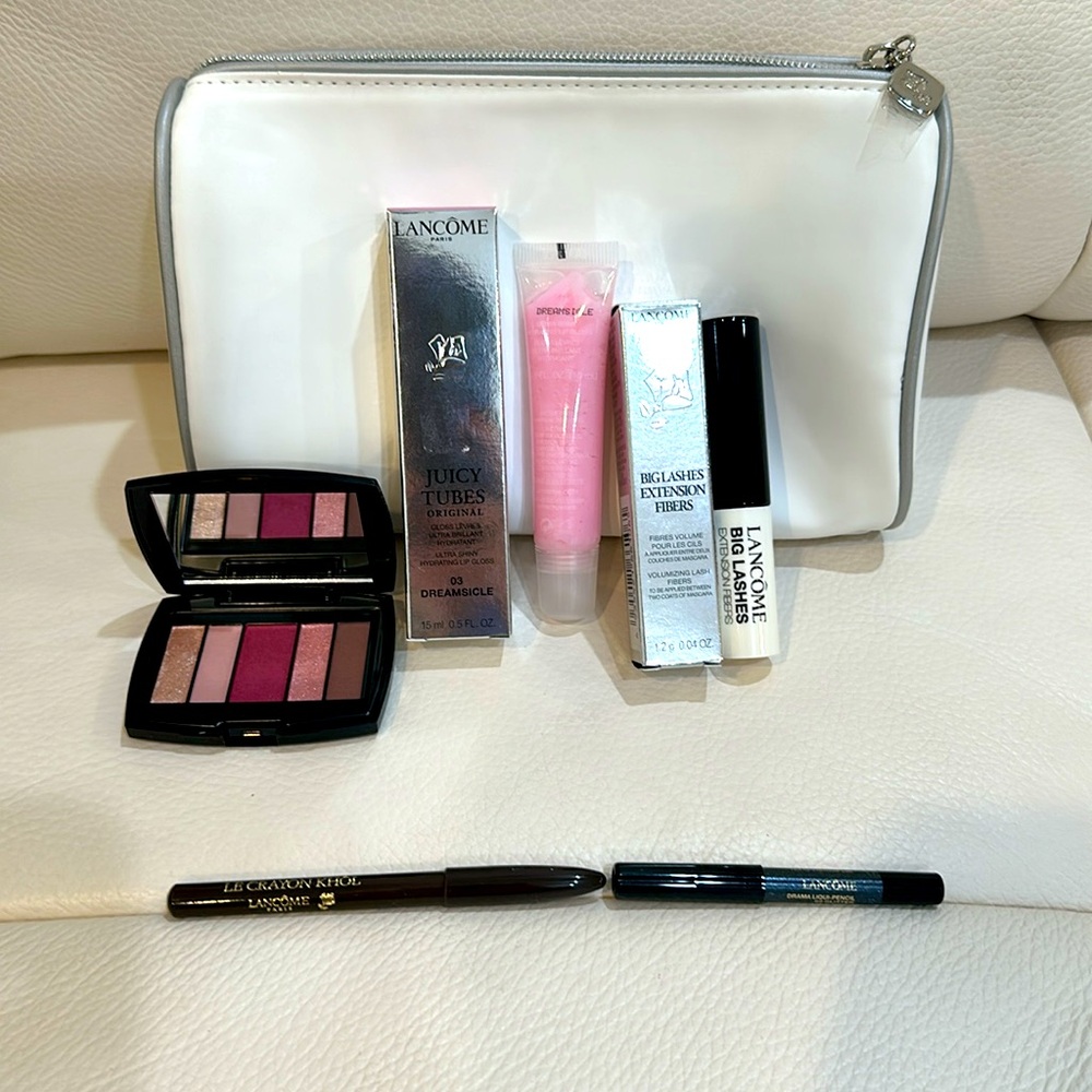 Lancôme 6 Pieces Makeup Set Includes Makeup Bag